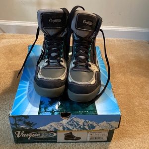 Mens Hiking Boots